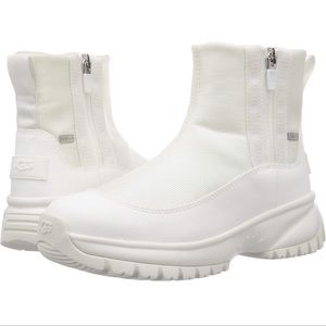 RESERVED / UGG Women’s Yose Zip Snow Boot / BRAND NEW / Size 7.5